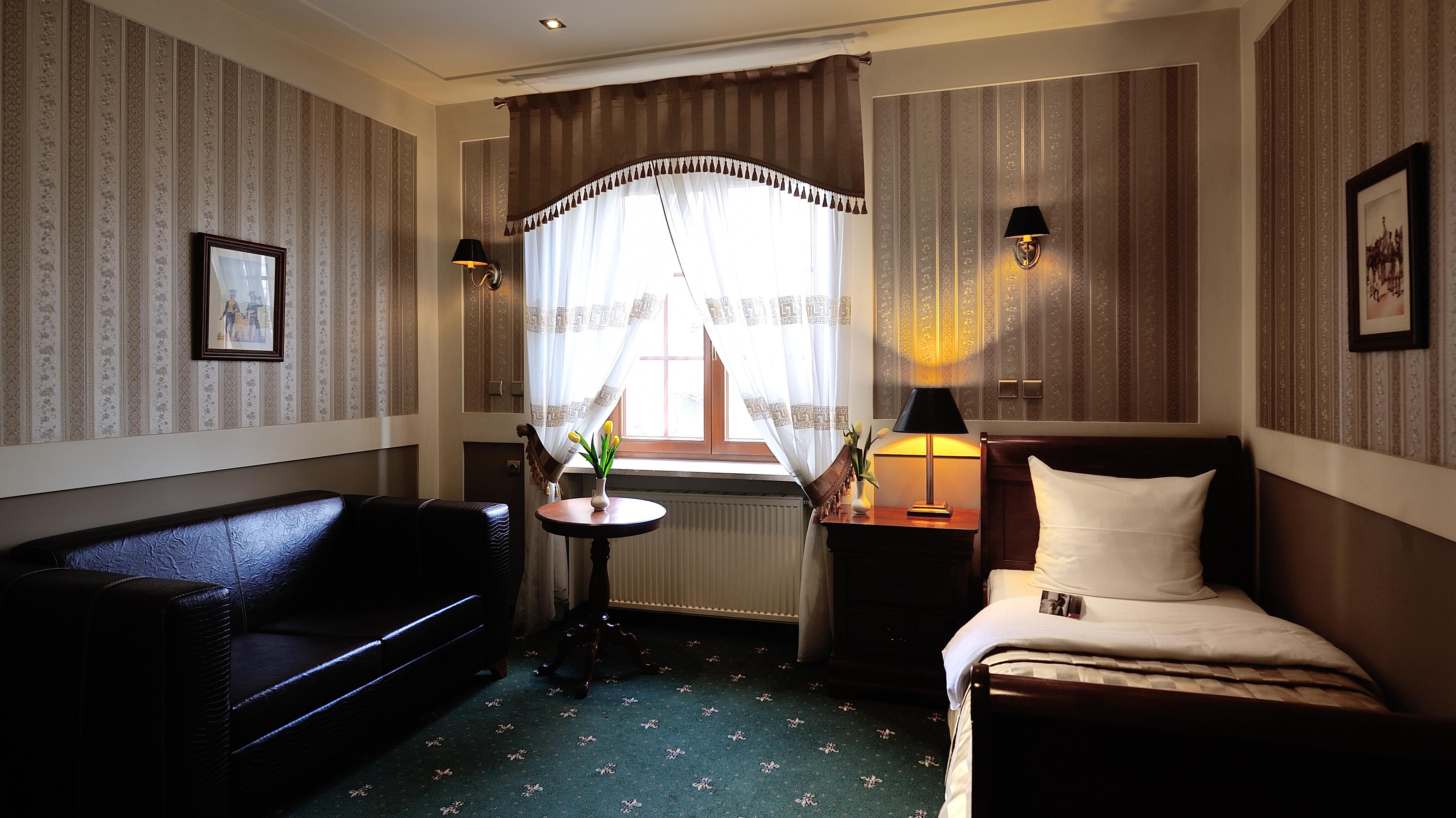 Hotel Diament Arsenal Palace Katowice - คอร์ซุฟ ภายนอก รูปภาพ