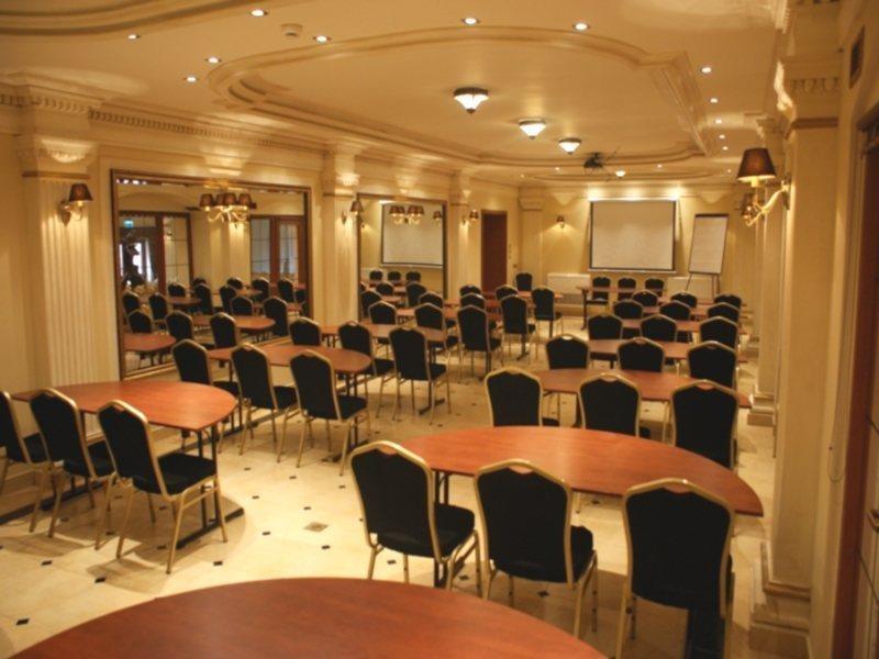 Hotel Diament Arsenal Palace Katowice - คอร์ซุฟ ภายนอก รูปภาพ